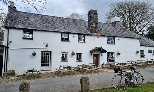 Front view of the Royal Oak Inn, Meavy